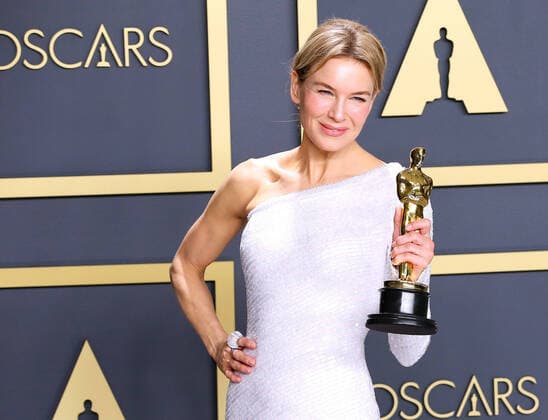 February 9, 2020, Hollywood, CA, USA: HOLLYWOOD, CA - FEBRUARY 9: Renee Zellweger poses in the press room during the 92nd Annual Academy Awards at Loews Hollywood Hotel on February 9, 2020 in Hollywood, California. Photo: Christopher Victorio imageSPACE Hollywood USA - ZUMAs181 20200209_zea_s181_342 Copyright: xImagespacex