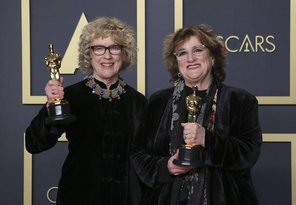February 9, 2020, Hollywood, California, USA: Set decorator Nancy Haigh and production designer Barbara Ling, winners of the Production Design award for Ã¢â‚¬oeOnce Upon a Time in Hollywood,Ã¢â‚¬Â pose in the press room of the 92nd Academy Awards on Sunday February 9, 2020 at the Dolby Theater in Hollywood, California. BURT HARRIS BNS PI Hollywood USA - ZUMAp124 20200209_zaa_p124_101 Copyright: xBurtxHarrisx