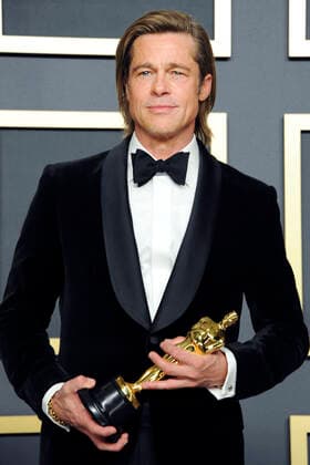 OSCARS. Bester Nebendarsteller. Preisträger 2011-2020 Brad Pitt, Gewinner Bester Nebendarsteller in Once Upon a Time in Hollywood , im Press Room der Oscar Verleihung 2020 92nd Annual Academy Awards im Hollywood & Highland Center. Los Angeles, 09.02.2020