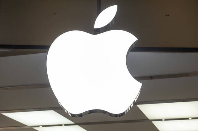 February 2, 2020, Hong Kong, China: American multinational technology company Apple logo seen in Hong Kong. Hong Kong China - ZUMAs197 20200202_zab_s197_057 Copyright: xChukrutxBudrulx