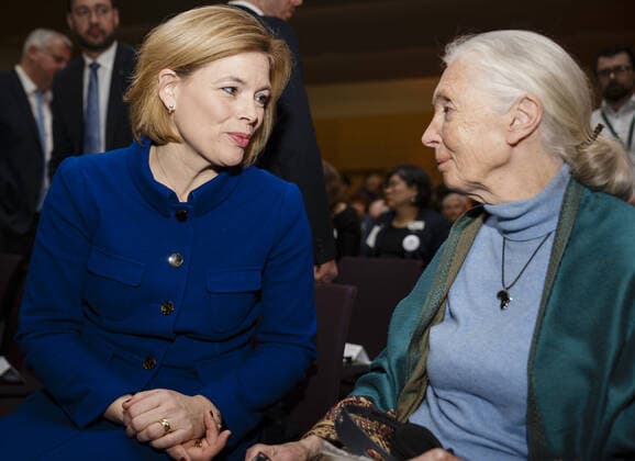 Bundeslandwirtschaftsministerin Julia Kloeckner, CDU, im gespraech mit Jane Goodall, Forscherin aufgenommen bei der Eroeffnungsveranstaltung der BioFach in Nuernberg. 12.02.2020. Nuernberg Deutschland *** Federal Minister of Agriculture Julia Kloeckner, CDU, in conversation with Jane Goodall, researcher recorded at the opening event of BioFach in Nuremberg 12 02 2020 Nuremberg Germany Copyright: xFelixxZahn photothek.netx