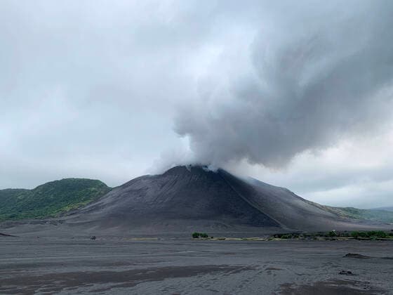 TRAVEL VANUATU MOUNT YASUR VOLCANO, Mount Yasur volcano is seen on the island of Tanna, Vanuatu, Monady, January 13, 2020. (AAP Caroline Riches) NO ARCHIVING NO ARCHIVING, EDITORIAL USE ONLY, NO USE IN BOOKS WITHOUT CONSENT VANUATU  Copyright: xCAROLINExRICHESx 20200213001448980999
