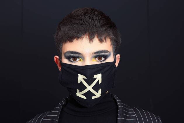 Entertainment Bilder des Tages Face masks appear at London Fashion Week AW20 as coronavirus (COVID-19) fears hit numbers. Attendance is expected to be down, as the five-day event kicked off days after the virus was confirmed to have hit London. FEBRUARY 14th 2020  MDRx20456
