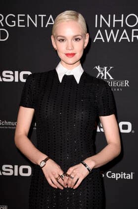 Emilia Schüle bei der Verleihung des 4. Inhorgenta Award 2020 in der BMW Welt. München, 16.02.2020