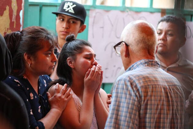 February 17, 2020: EUM20200217SOC38.JPG.CIUDAD DE MEXICO, Femicide Feminicidio-CDMX.- 17 febrero 2020. Aspectos de la entrega de los restos de la menor asesinada Fatima a su casa, donde familiares, vecinos y amigos le esperaban para darle el ultimo adios, en un clima de profunda consternacion en el pueblo Tulyehualco, en la alcaldia Xochimilco, al sur de la Ciudad de Mexico. Foto: Agencia EL UNIVERSAL AFBV Copyright: xValentexRosasx