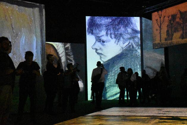 Van Gogh Alive The Experience Exhibition in Mexico MEXICO CITY, MEXICO - FEBRUARY 18: People attends at Van Gogh Alive The Experience virtual exhibition multisensory experience created by Grande Exhibitions with Sensory 4 technology, made for Mexico by Must Wanted Group. After presenting successfully in more than 60 cities around the world, Van Gogh Alive is exhibited in Mexico with the assembly of the immersive gallery in which this unique multimedia show is developed with more than 50 high definition projectors . at Monumento a la Madre on February 18, 2020 in Mexico City, Mexicoo Copyright: xIlianaxSuarezx EYE_4785