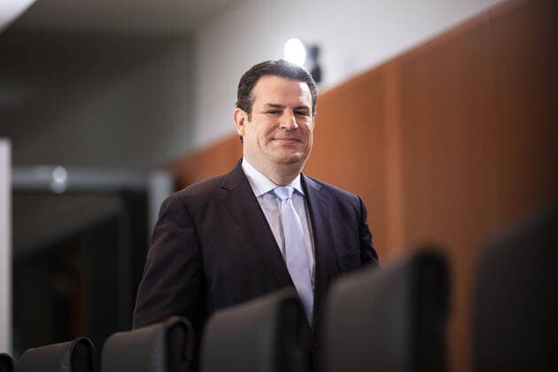 Hubertus Heil, Bundesminister fuer Arbeit und Soziales, aufgenommen im Rahmen der woechentlichen Sitzung des Kabinetts in Berlin, 19.02.2020. Berlin Deutschland