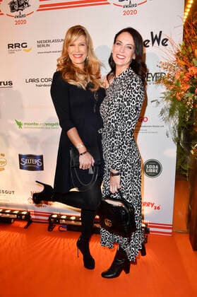 Verena Wriedt und Bianca Bos von Jascheroff beim Askania Award 2020 im Wintergarten Variete. Berlin, 18.02.2020