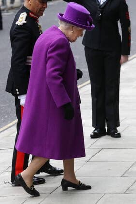 . 19 02 2020. London, United Kingdom. Queen Elizabeth II arriving to open the new premises of the Royal National Throat, Nose and Ear hospital and Eastman Dental Hospital in London.  xStephenxLockx xi-Imagesx IIM-20801-0002