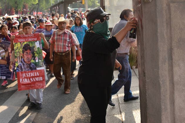 Protest against of murder Samir Flores MEXICO CITY, MEXICO - FEBRUARY 21: Citizens take part during a demonstration for the murder of environmental activist Samir Flores, 36, and against the construction of the thermoelectric that was approved by Mexican President Andres Manuel Lopez Obrador. in Reforma Avenue. on February 21, 2020. Indigenous Activist and environmental defender Samir Flores opposed the Morelos Integral Project because of the high degree of pollution and water shortage. he was found lifeless outside his home. Copyright: xCarlosxTischlerx EYE_3853