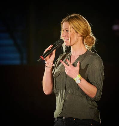 VER-Dinale 2020 - 45. Verdener Hallenreitturnier Annica Hansen als Gast bei den Show-Wettkämpfen in Verden, Verden (Aller) Niedersachsen Deutschland *** VER Dinale 2020 45 Verden Indoor Riding Tournament Annica Hansen as a guest at the show competitions in Verden, Verden Aller Niedersachsen Germany
