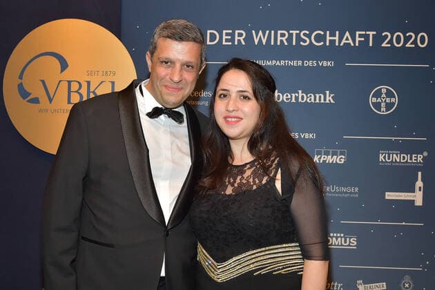 70. Ball der Wirtschaft Raed Saleh, SPD, mit Ehefrau Lina Ankunft, roter Teppich zum 70.Ball der Wirtschaft im Hotel InterContinental in Berlin am 21.02.2020