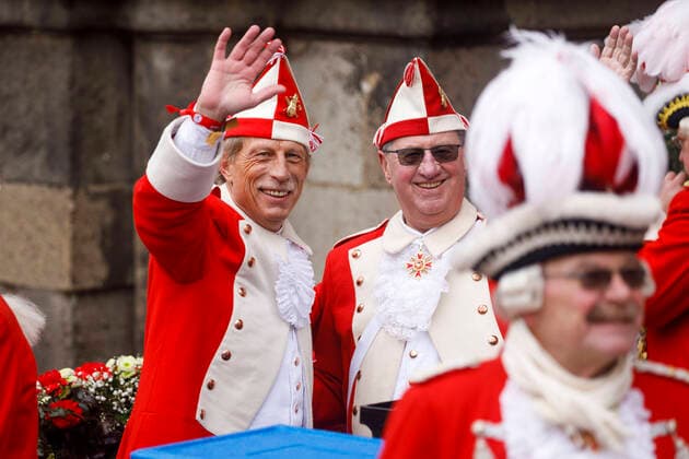 2020 Bilder des Jahres, Entertainment 02 Februar Entertainment Bilder des Tages Christoph Daum beim Kölner Rosenmontagszug 2020. Köln, 24.02.2020 *** Christoph Daum at the Cologne Rose Monday Train 2020 Cologne, 24 02 2020 Foto:xC.xHardtx xFuturexImage