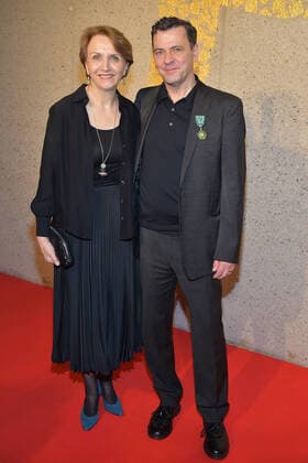 Verleihung des französischen Kulturorden Anne-Marie Descotes, franzoesische Botschafterin in Deutschland, Christian Petzold Ð Regisseur Ankunft zur Verleihung des Ordre Officier des Arts et des Lettres (Orden der Kuenste und der Literatur) anlaesslich der 70. Berlinale in der franzoesischen Botschaft in Berlin am 24.02.2020