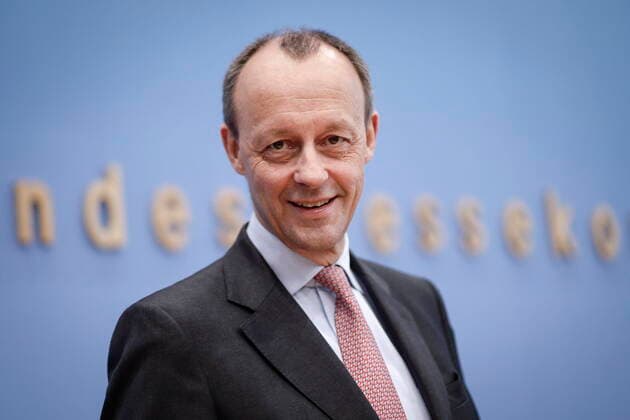 25.02.2020, Berlin, Deutschland - Pressekonferenz mit Friedrich Merz zur Kandidatur fuer den CDU-Vorsitz. Foto: Friedrich Merz, CDU, anlaesslich einer Pressekonferenz zur Kandidatur fuer den CDU-Vorsitz.