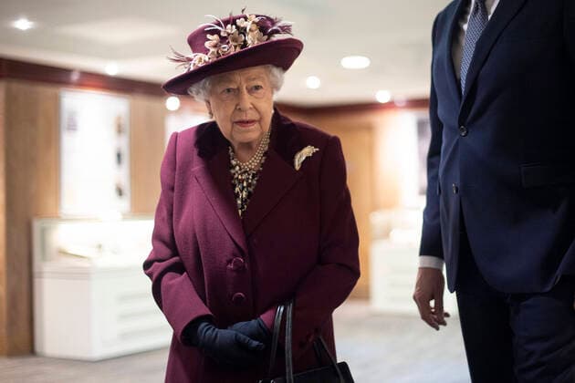 . 25 02 2020. London, United Kingdom. Queen Elizabeth II during a visit at the headquarters of MI5, the UKÕs domestic counter-intelligence and security agency in London.  xPoolx xi-Imagesx IIM-20828-0016