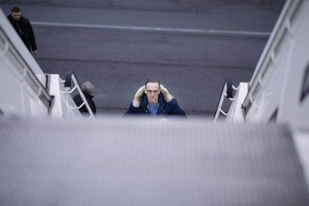 Bundesaussenminister Heiko Maas, SPD, steigt auf dem Flughafen Berlin Tegel in einen Airbus A340 der Flugbereitschaft welcher ihn nach New York bringen wird. Berlin, 26.02.2020 Berlin Germany Copyright: xThomasxTrutschelx