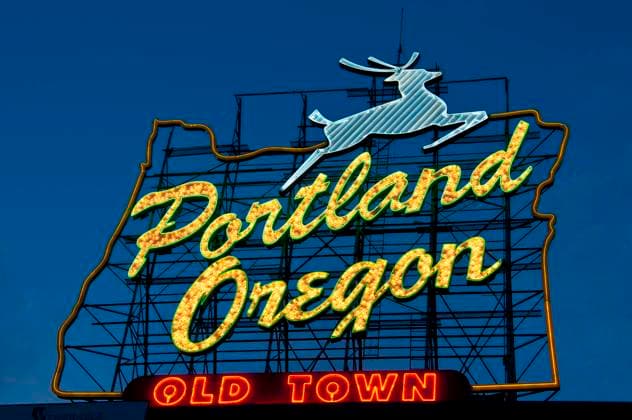 Portland, Oregon sign at dusk; Old Town Portland. Portland Oregon USA Copyright: xGregxVaughnx GVA-1188