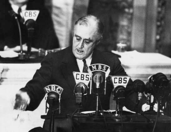 President Franklin D. Roosevelt, addressing Congress, 1939. Courtesy Everett Collection PUBLICATIONXNOTxINxCANxCHNxFRAxITAxJPNxNORxPOLxRUSxESPxUKxUSA Copyright: xCourtesyxEverettxCollectionx HBDFRRO EC032