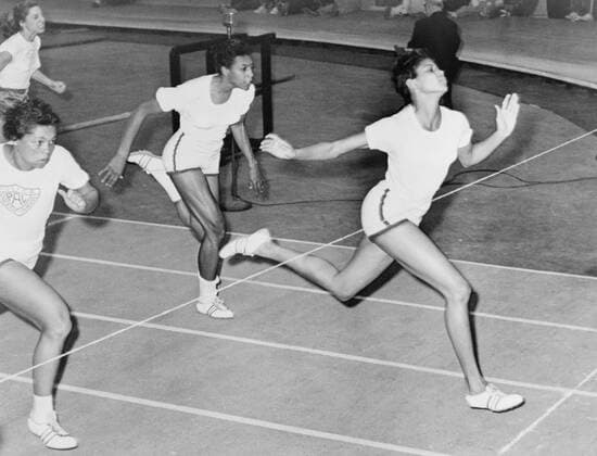 Wilma Rudolph (1940-1994) at the finish line during 50 yard dash at track meet in Madison Square Garden in 1961. Courtesy Everett Collection PUBLICATIONXNOTxINxCANxCHNxFRAxITAxJPNxNORxPOLxRUSxESPxUKxUSA Copyright: xCourtesyxEverettxCollectionx HISL007 EC011