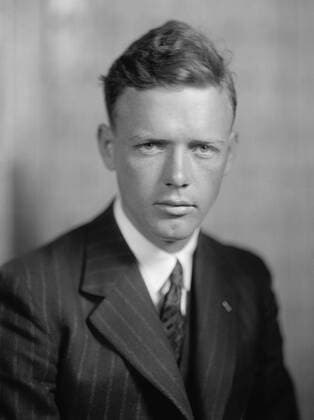 Charles Lindbergh 1902-1974 American aviator. Ca. 1927-28. LC-DIG-hec-21329 Courtesy Everett Collection PUBLICATIONXNOTxINxCANxCHNxFRAxITAxJPNxNORxPOLxRUSxESPxUKxUSA Copyright: xCourtesyxEverettxCollectionx HISL022 EC293