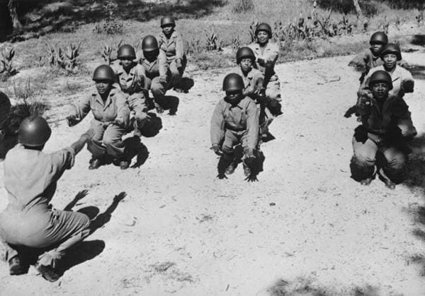 African American Women s Army Corps nurses in an early-morning workout. The second lieutenants are in Australia, soon to be assigned to Allied hospitals in southwest Pacific war zone. Feb. 1944. World War 2. (BSLOC_2014_10_198) For usage credit please use; PUBLICATIONXNOTxINxCANxCHNxFRAxITAxJPNxNORxPOLxRUSxESPxUKxUSA Copyright: xCourtesyxEverettxCollectionx HISL037 EC892
