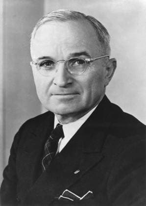 Harry Truman, President of U.S. from April 12, 1945 to Jan. 20, 1953. - (BSLOC_2014_15_7) For usage credit please use; PUBLICATIONXNOTxINxCANxCHNxFRAxITAxJPNxNORxPOLxRUSxESPxUKxUSA Copyright: xCourtesyxEverettxCollectionx HISL038 EC870