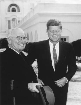 President John Kennedy and former President Harry Truman outside the White House. On the day following his inauguration, JFK met with Truman. Jan. 21, 1961. - (BSLOC_2015_1_153) For usage credit please use; PUBLICATIONXNOTxINxCANxCHNxFRAxITAxJPNxNORxPOLxRUSxESPxUKxUSA Copyright: xCourtesyxEverettxCollectionx HISL039 EC429