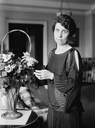 First Lady Grace Coolidge four days after the death of President Warren Harding. August 6, 1923. Photo was probably taken in the Coolidge s suite at the Willard Hotel. (BSLOC_2015_15_155) For usage credit please use; PUBLICATIONXNOTxINxCANxCHNxFRAxITAxJPNxNORxPOLxRUSxESPxUKxUSA Copyright: xCourtesyxEverettxCollectionx HISL040 EC688