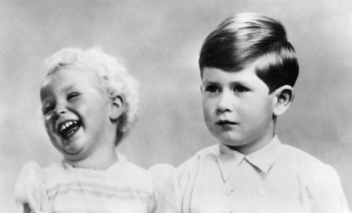 Princess Anne, and Prince Charles, children of Queen Elizabeth II, circa 1953. Courtesy Everett Collection PUBLICATIONXNOTxINxCANxCHNxFRAxITAxJPNxNORxPOLxRUSxESPxUKxUSA Copyright: xCourtesyxEverettxCollectionx PBDPRAN EC004