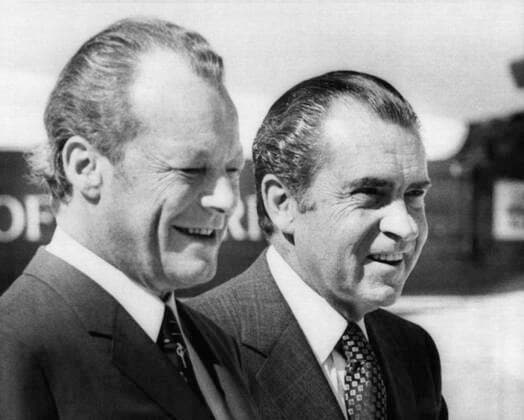 Nixon Presidency. West German Chancellor Willy Brandt and US President Richard Nixon meeting for summit talks, in Key Biscayne, Florida, 1971. Courtesy Everett Collection PUBLICATIONXNOTxINxCANxCHNxFRAxITAxJPNxNORxPOLxRUSxESPxUKxUSA Copyright: xCourtesyxEverettxCollectionx PBDRINI EC132