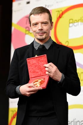 Cristi Puiu (Encounters Award Beste Regie Malmkrog ) bei der Pressekonferenz der Preisträger auf der Berlinale 2020 70. Internationale Filmfestspiele Berlin im Hotel Grand Hyatt. Berlin, 29.02.2020