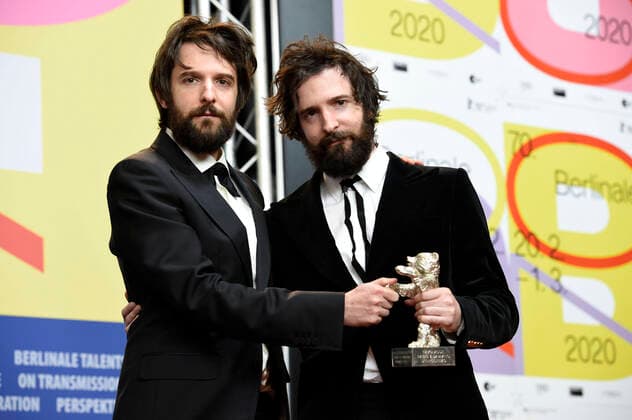 Damiano D™Innocenzo und Fabio D™Innocenzo (Silberner Bär beste Drehbcuh Favolacce Bad Tales ) bei der Pressekonferenz der Preisträger auf der Berlinale 2020 70. Internationale Filmfestspiele Berlin im Hotel Grand Hyatt. Berlin, 29.02.2020