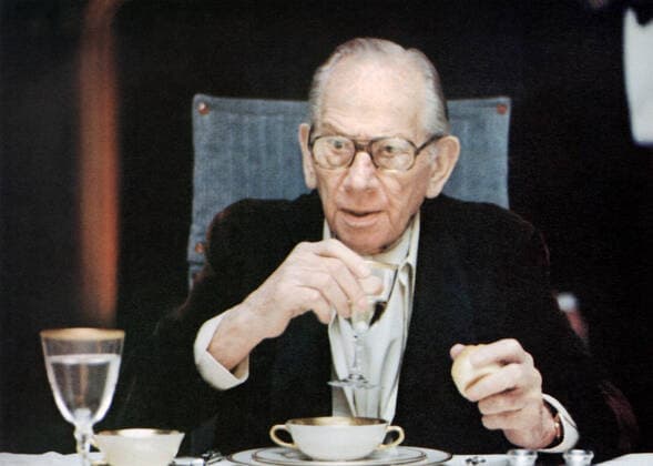 OSCARS. Bester Nebendarsteller. PreistrÃ¤ger 1971-1980 BEING THERE, Melvyn Douglas, 1979. Ã‚Â©United Artists courtesy Everett Collection Â©United Artists Courtesy Everett Collection PUBLICATIONXNOTxINxCANxCHNxFRAxITAxJPNxNORxPOLxRUSxESPxUKxUSA Copyright: xÃ‚Â©UnitedxArtists CourtesyxEverettxCollectionx M8DBETH EC017