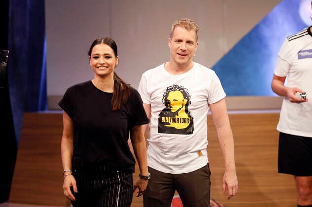 Oliver Pocher mit Ehefrau Amira Pocher in der RTL-Live-Show Pocher vs. Wendler - Schluss mit lustig! in den NOBEO Studios. Köln-Hürth, 01.03.2020