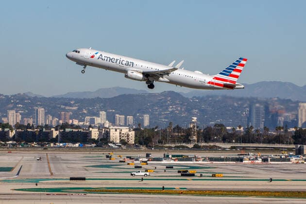 USA, United States of America, California, Los Angeles, 26.02.2020: Los Angeles International Airport (LAX KLAX). Registrierung: N167AN American Airlines Airbus A321-231