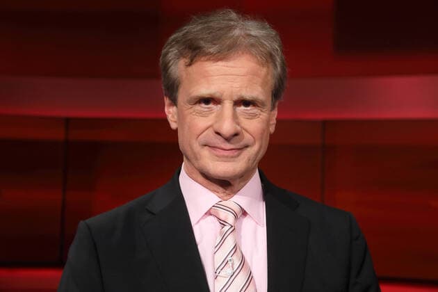 Prof. Dr. med. Dr. rer. nat. Alexander Kekule (Direktor des Instituts für Medizinische Mikrobiologie an der Martin-Luther-Universität Halle-Wittenberg) in der ARD-Talkshow hart aber fair am 02.03.2020 in Berlin. Thema der Sendung: Zwischen Hysterie und begründeter Angst - Wie gefährlich ist das Corona-Virus?