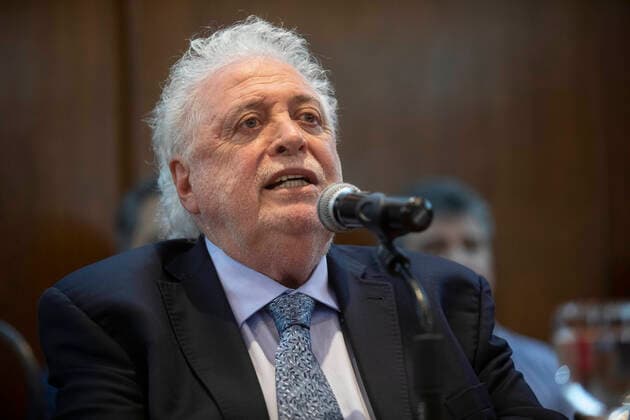 (200303) -- BUENOS AIRES, March 3, 2020 (Xinhua) -- Argentinean Health Minister Gines Gonzalez Garcia speaks during a press conference in Buenos Aires, Argentina, on March 3, 2020. Argentinean authorities on Tuesday confirmed the country s first case of the new coronavirus (COVID-19). (Photo by Martin Zabala Xinhua) ARGENTINA-BUENOS AIRES-COVID-19-FIRST CASE 