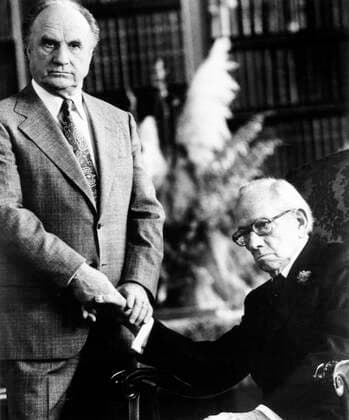 OSCARS. Bester Nebendarsteller. PreistrÃ¤ger 1971-1980 BEING THERE, from left: Jack Warden, Melvyn Douglas, 1979, Ã‚Â© United Artists courtesy Everett Collection Â©United Artists Courtesy Everett Collection PUBLICATIONXNOTxINxCANxCHNxFRAxITAxJPNxNORxPOLxRUSxESPxUKxUSA Copyright: xUnitedxArtists CourtesyxEverettxCollectionx MBDBETH EC170