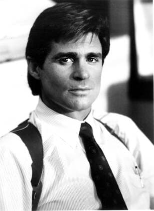 DEAD HEAT, Treat Williams, 1988, Ã‚Â©New World Releasing courtesy Everett Collection Â©Newmarket Releasing Courtesy Everett Collection PUBLICATIONXNOTxINxCANxCHNxFRAxITAxJPNxNORxPOLxRUSxESPxUKxUSA Copyright: xNewmarketxReleasing CourtesyxEverettxCollectionx MBDDEHE EC044