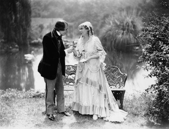 OSCARS. Bester Hauptdarsteller. PreistrÃ¤ger 1929-1930 DISRAELI, George Arliss, Florence Arliss, 1929 Courtesy Everett Collection PUBLICATIONXNOTxINxCANxCHNxFRAxITAxJPNxNORxPOLxRUSxESPxUKxUSA Copyright: xCourtesyxEverettxCollectionx MBDDISR EC008