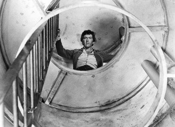 FEAR IS THE KEY, Barry Newman, 1972 Courtesy Everett Collection PUBLICATIONXNOTxINxCANxCHNxFRAxITAxJPNxNORxPOLxRUSxESPxUKxUSA Copyright: xCourtesyxEverettxCollectionx MBDFEIS EC004
