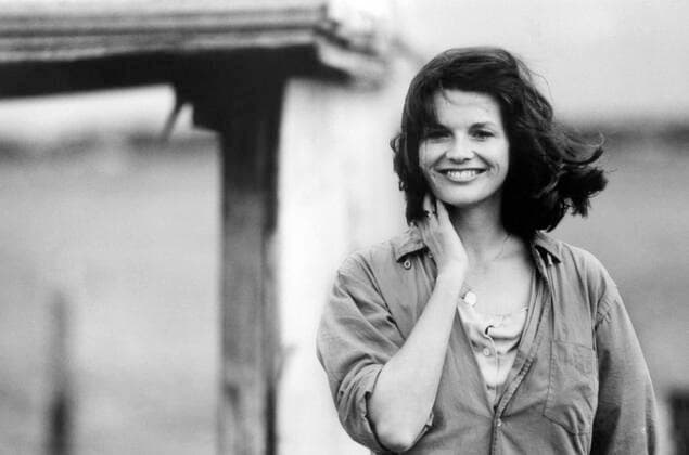 A FLASH OF GREEN, Blair Brown, 1984, Ã‚Â©International Spectrafilm Courtesy Everett Collection Â©International Spectrafilm Courtesy Everett Collection PUBLICATIONXNOTxINxCANxCHNxFRAxITAxJPNxNORxPOLxRUSxESPxUKxUSA Copyright: xInternationalxSpectrafilm CourtesyxEverettxCollectionx MBDFLOF EC074