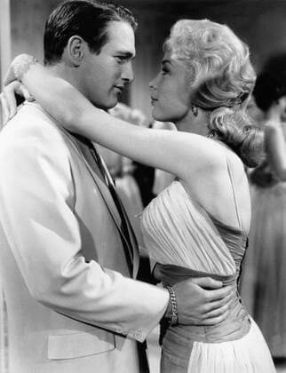 FROM THE TERRACE, Paul Newman, Barbara Eden, 1960, TM & Copyright (c) 20th Century Fox Film Corp. All rights reserved Â©20thCentFox Courtesy Everett Collection PUBLICATIONXNOTxINxCANxCHNxFRAxITAxJPNxNORxPOLxRUSxESPxUKxUSA Copyright: x20thCentFox CourtesyxEverettxCollectionx MBDFRTH FE010