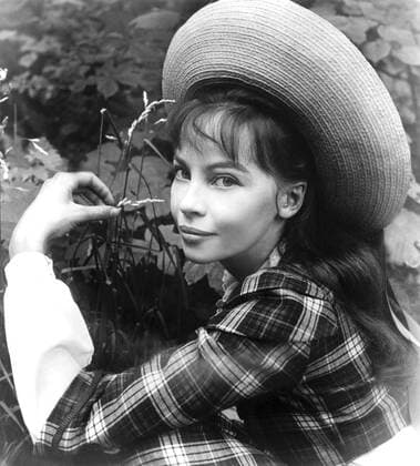 GIGI, Leslie Caron, 1958, portrait Courtesy Everett Collection PUBLICATIONXNOTxINxCANxCHNxFRAxITAxJPNxNORxPOLxRUSxESPxUKxUSA Copyright: xCourtesyxEverettxCollectionx MBDGIGI EC006