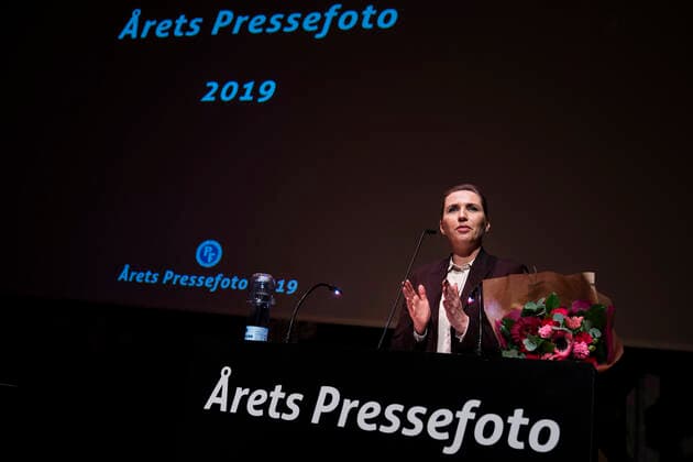 Statminister Mette Frederiksen var tilstede for at uddele prisen AArets Pressefoto. AArets Pressefoto 2019 priser uddelses i den Sorte Diamant i Koebenhavn fredag den 6. marts 2020. , Copenhagen Denmark Copyright: MartinxSylvestx cop102 spdk20200306-152325-L