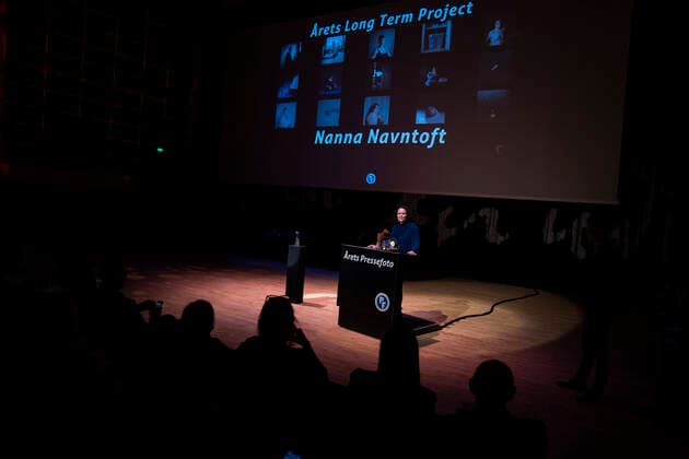 Nanna Navntoft modtager prisen aarets Long Term Project. AArets Pressefoto 2019 priser uddelses i den Sorte Diamant i Koebenhavn fredag den 6. marts 2020. , Copenhagen Denmark Copyright: MartinxSylvestx cop102 spdk20200306-161943-L