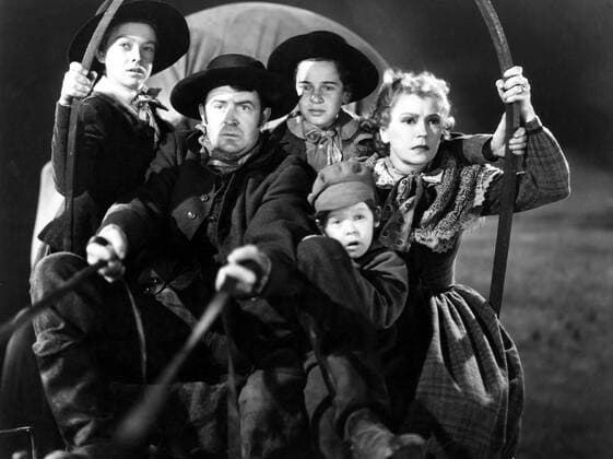 OSCARS. Beste Nebendarstellerin. PreistrÃ¤gerinnen 1937-1940 IN OLD CHICAGO, Gene Reynolds, J. Anthony Hughes, Bobs Watson, Billy Watson, Alice Brady, 1937. TM and Copyright Ã‚Â© 20th Century Fox Film Corp. All rights reserved. Courtesy: Everett Collection. Â©20thCentFox Courtesy Everett Collection PUBLICATIONXNOTxINxCANxCHNxFRAxITAxJPNxNORxPOLxRUSxESPxUKxUSA Copyright: x20thCentFox CourtesyxEverettxCollectionx MBDINOL FE006