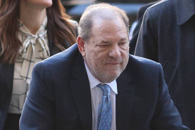 February 24, 2020, Manhattan, NY, USA: Harvey Weinstein arrives at Manhattan Criminal Court with his attorneys on Feb. 24, 2020. Manhattan USA - ZUMAm67_ 20200224_zaf_m67_026 Copyright: xAlecxTabakx