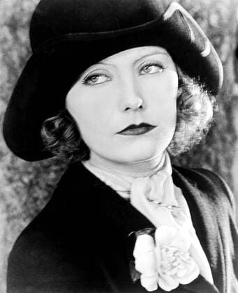 LOVE, Greta Garbo, 1927 PUBLICATIONXNOTxINxCANxCHNxFRAxITAxJPNxNORxPOLxRUSxESPxUKxUSA Copyright: xCourtesyxEverettxCollectionx MBDLOVE EC069